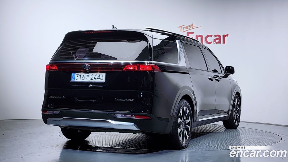 Kia Canival 2021
