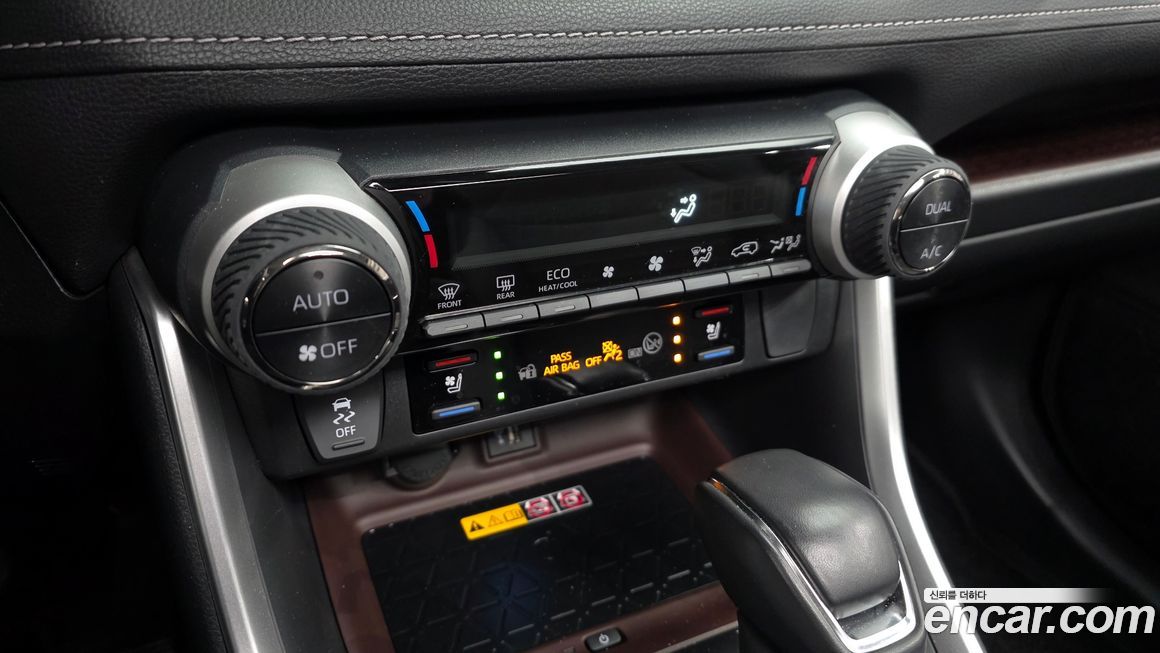 Toyota RAV4 2024