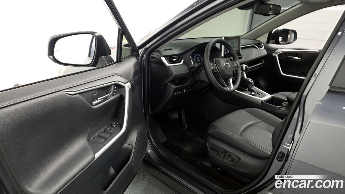 Toyota RAV4 2024