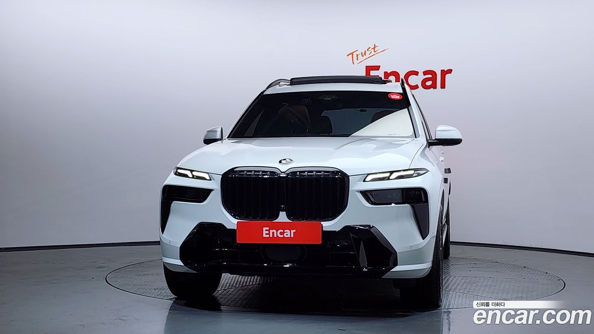 BMW X7 2025