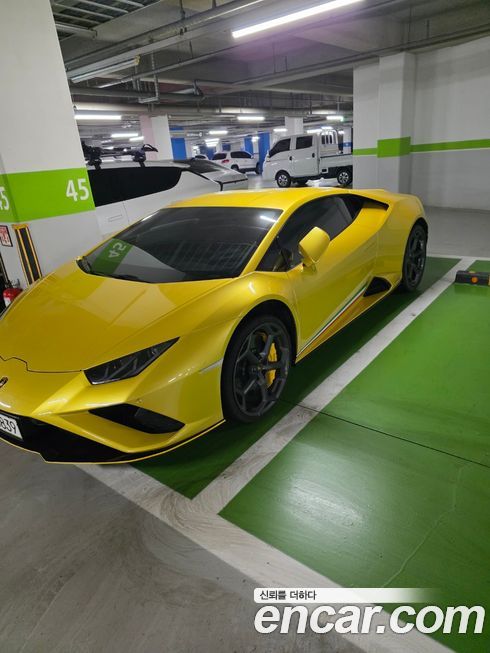 Lamborghini Huracan 2021