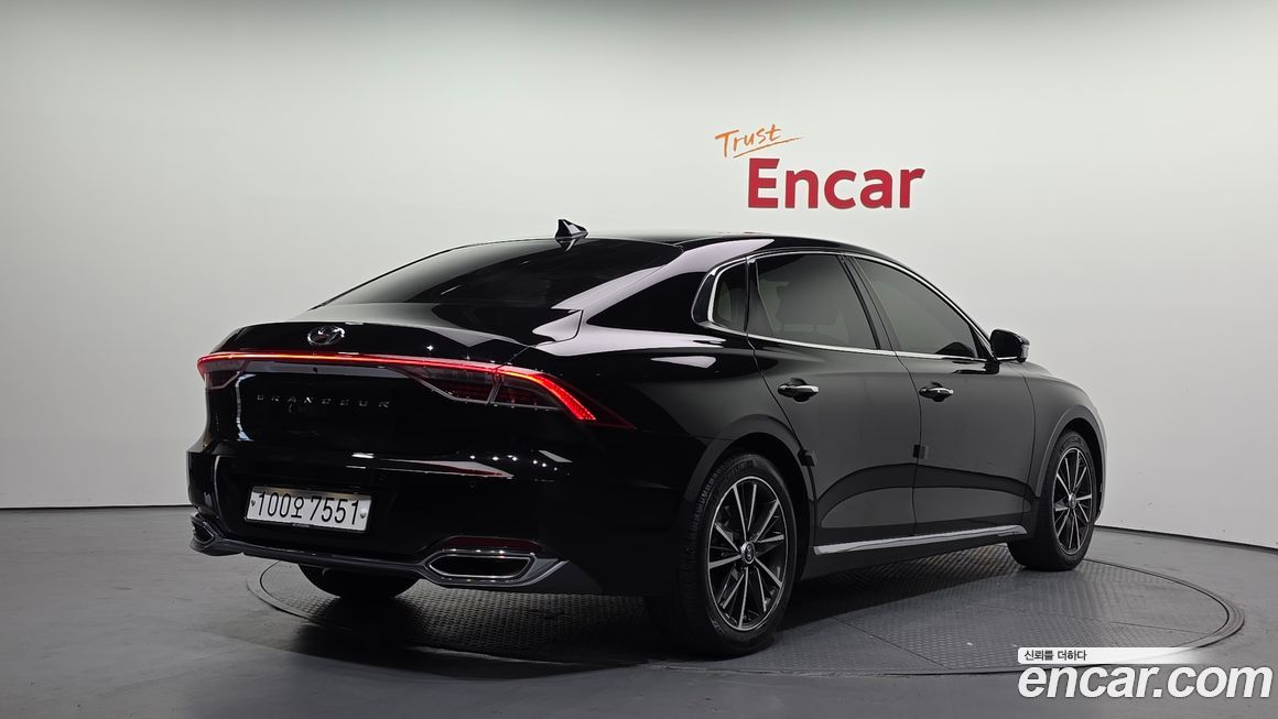 Hyundai Grandeur 2021