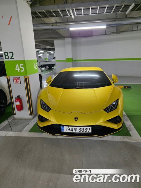 Lamborghini Huracan 2021