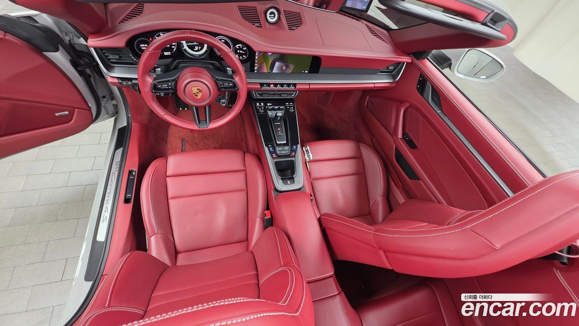 Porsche 911 2021