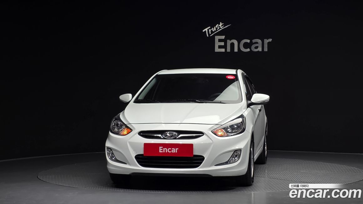 Hyundai Accent 2012