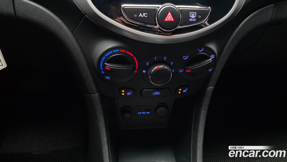 Hyundai Accent 2012