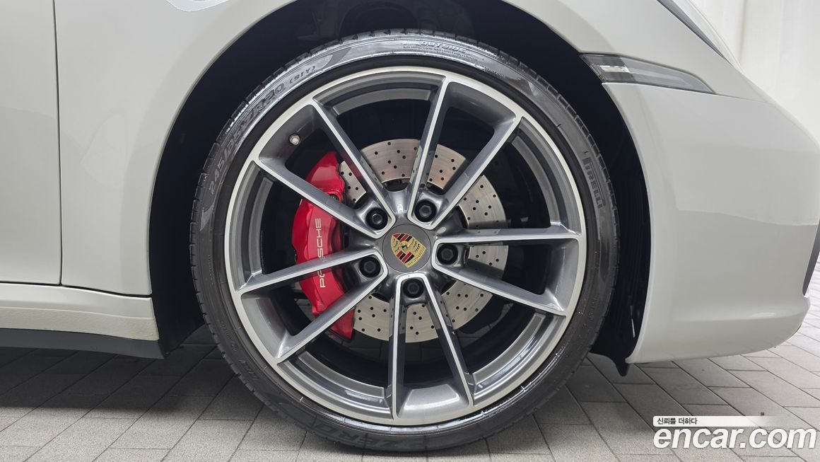 Porsche 911 2021