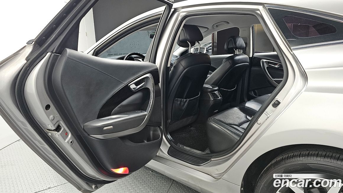Hyundai Grandeur 2011