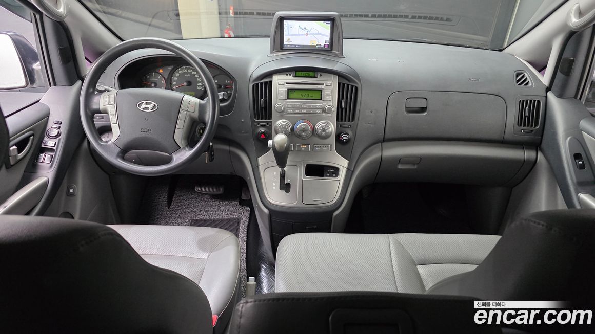 Hyundai Starex 2012