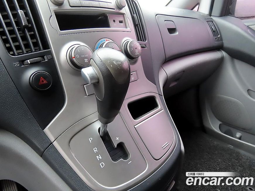 Hyundai Starex 2011