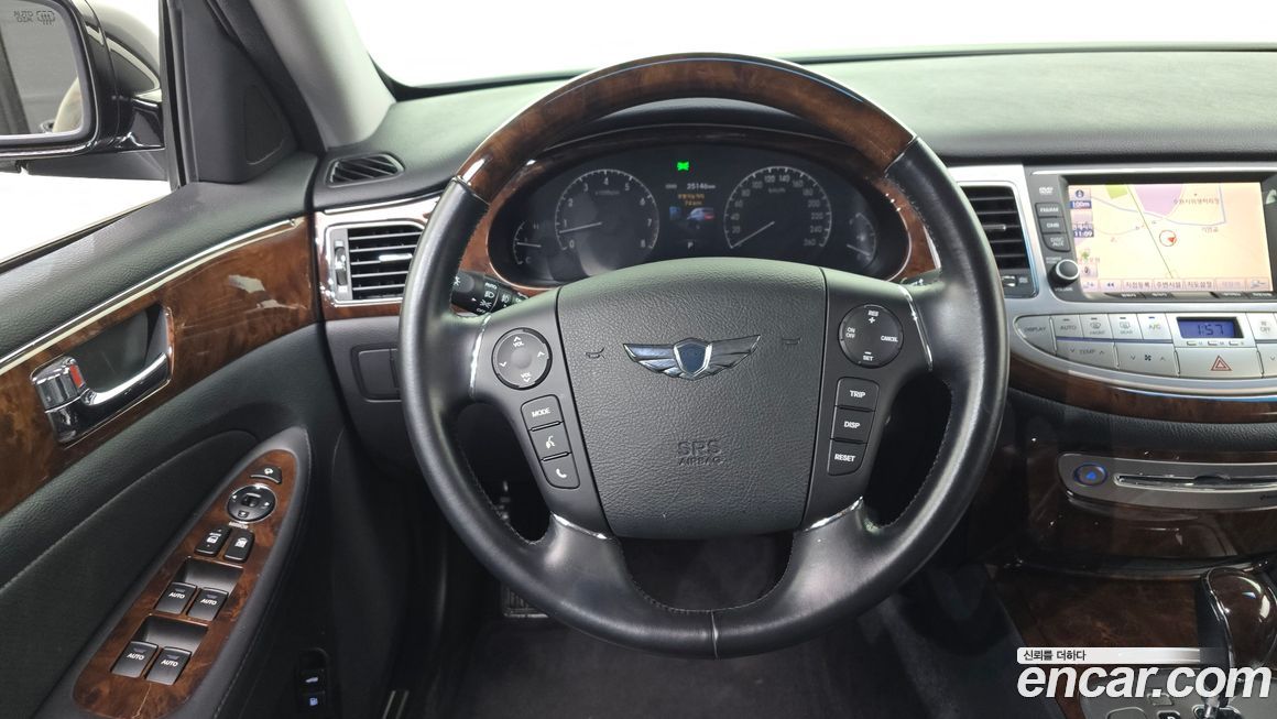 Hyundai Genesis 2010