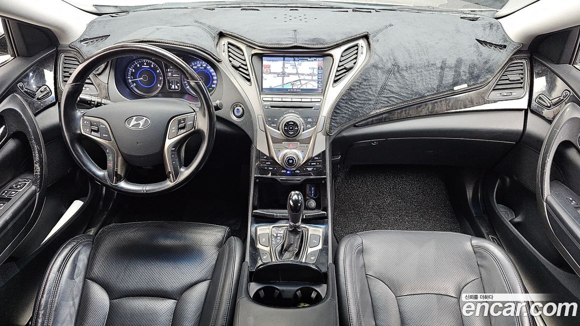 Hyundai Grandeur 2011