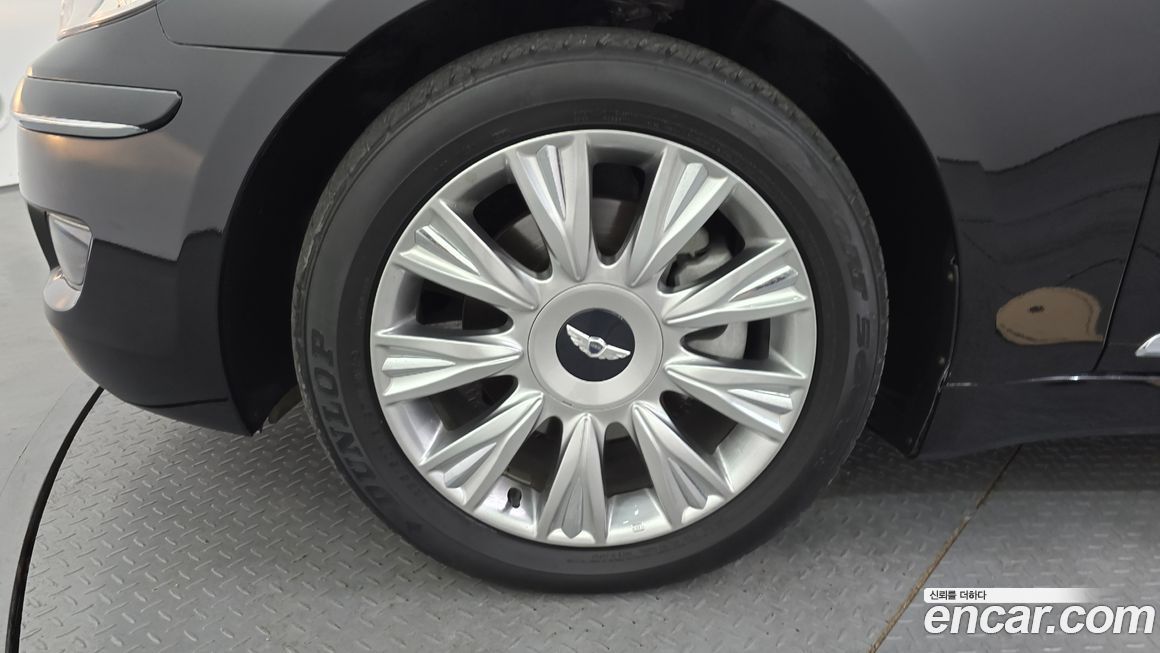 Hyundai Genesis 2010