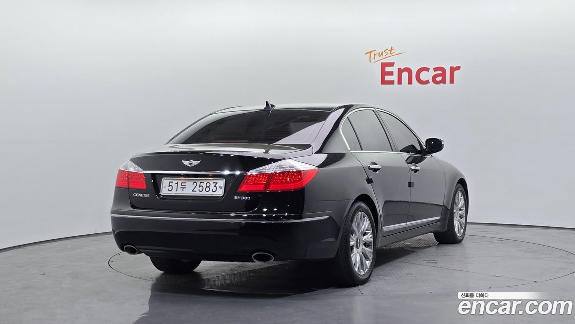 Hyundai Genesis 2010