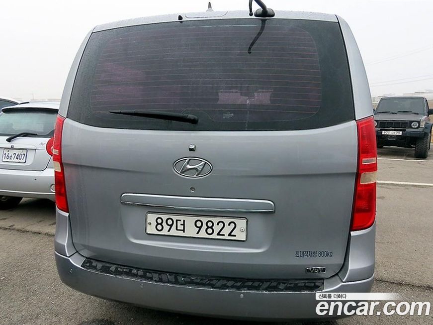 Hyundai Starex 2011