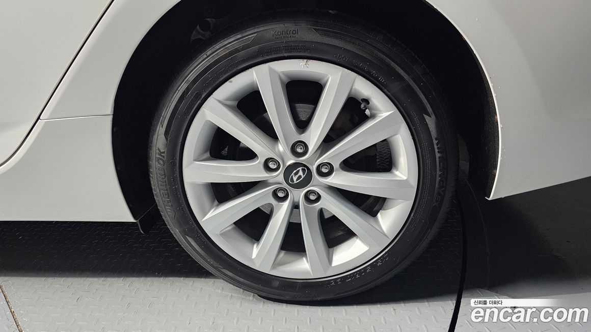 Hyundai i40 2012