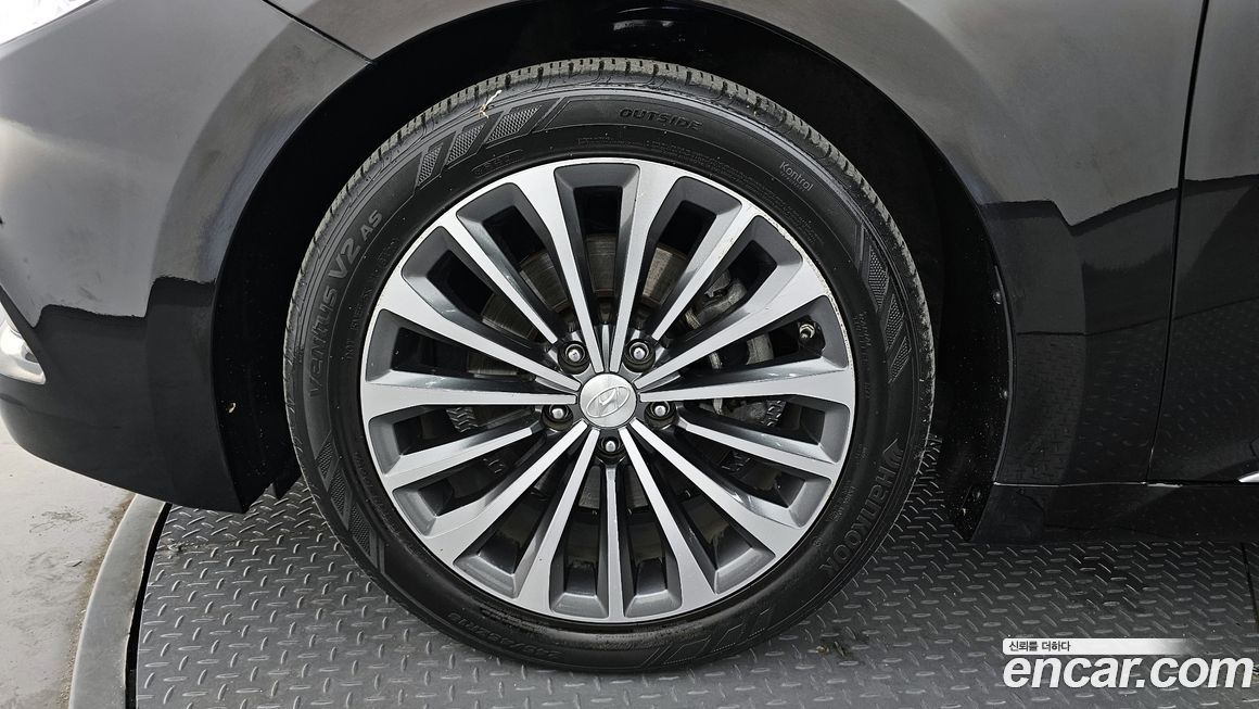 Hyundai Grandeur 2014