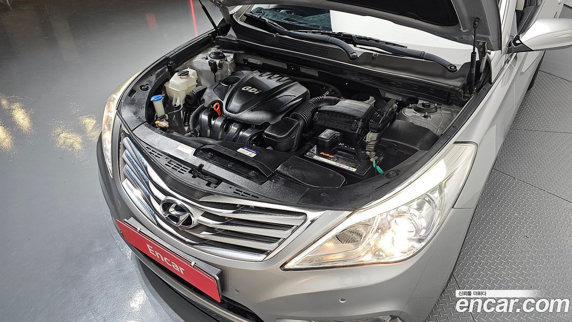 Hyundai Grandeur 2011