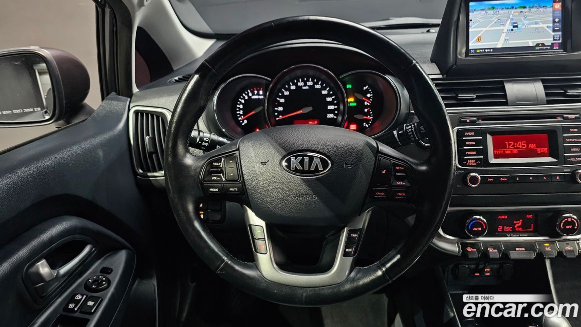 Kia pride 2015