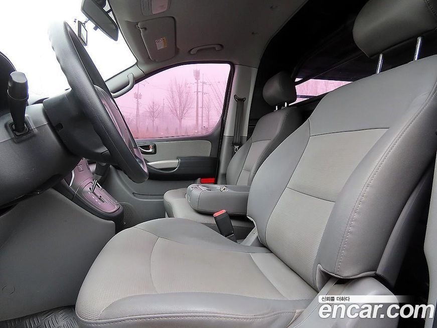 Hyundai Starex 2011