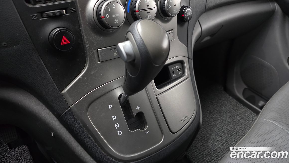 Hyundai Starex 2012