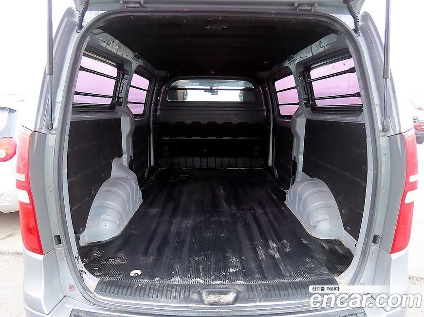 Hyundai Starex 2011