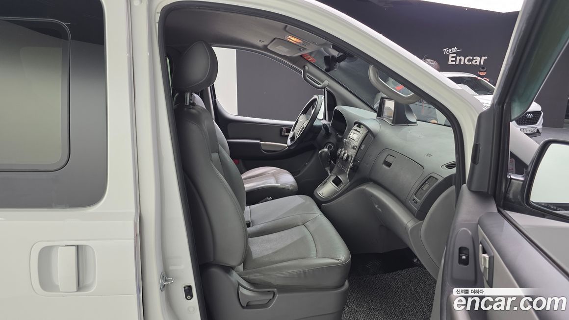Hyundai Starex 2012