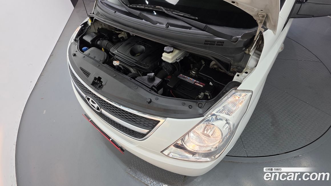 Hyundai Starex 2012