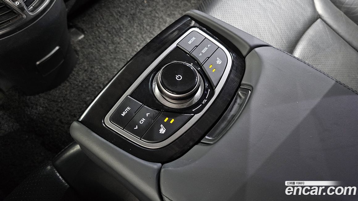 Hyundai Grandeur 2011