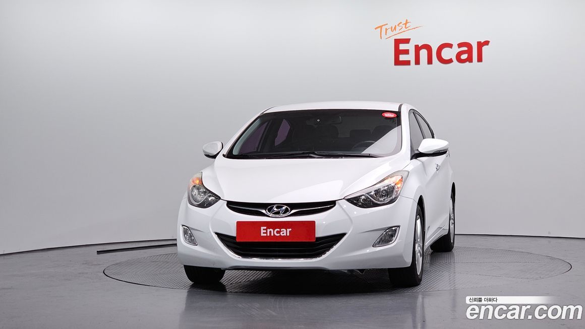 Hyundai AVANTE 2011
