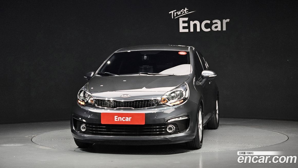 Kia pride 2015
