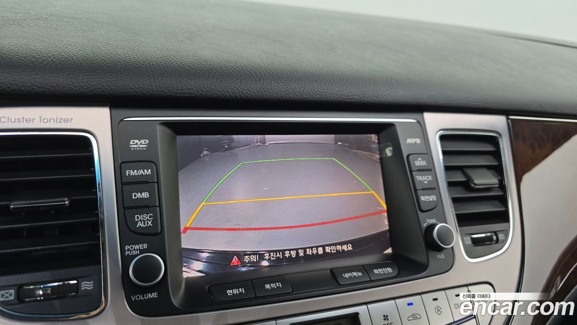 Hyundai Genesis 2010