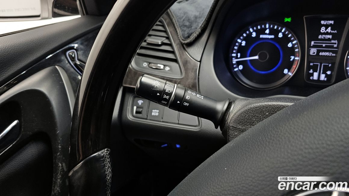 Hyundai Grandeur 2011