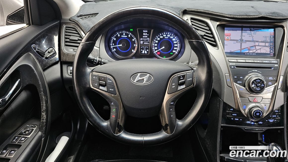 Hyundai Grandeur 2011