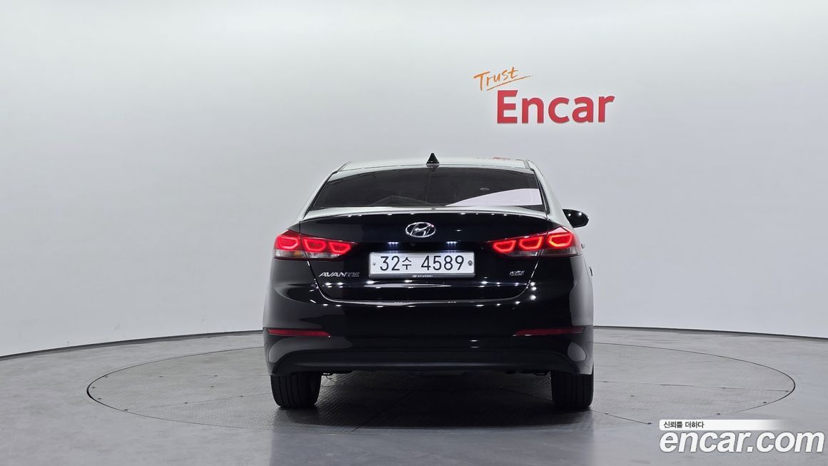 Hyundai AVANTE 2017