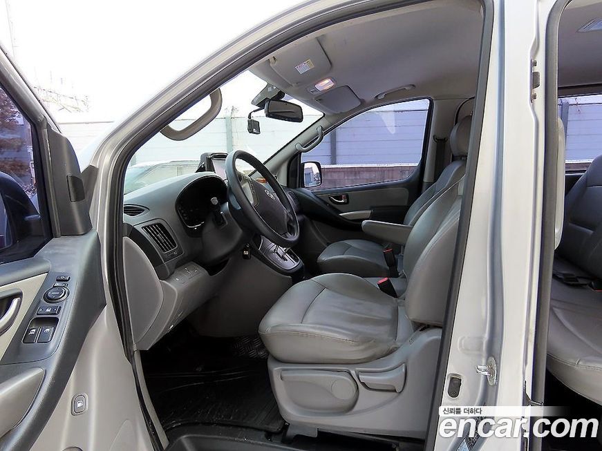 Hyundai Starex 2015