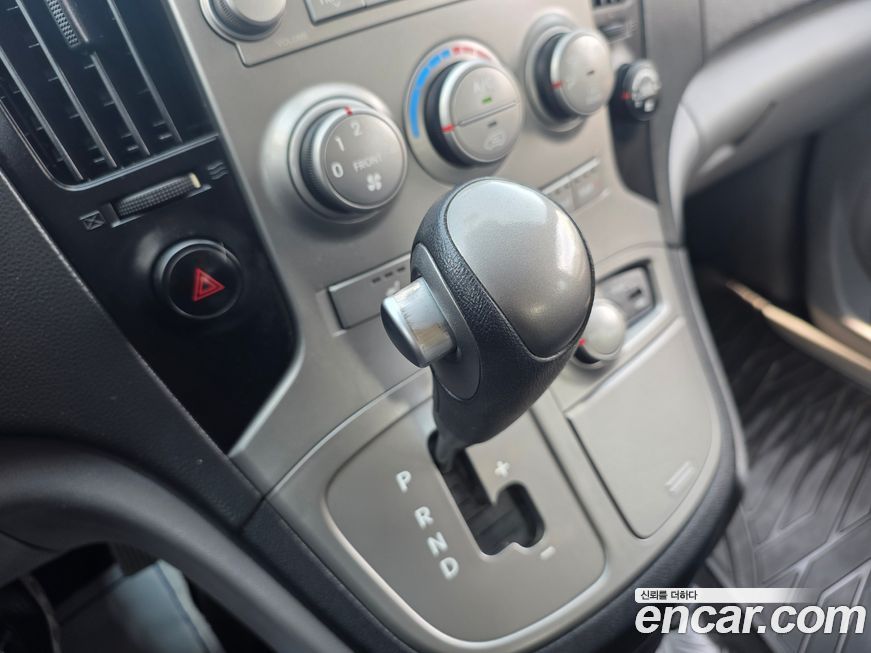 Hyundai Starex 2015