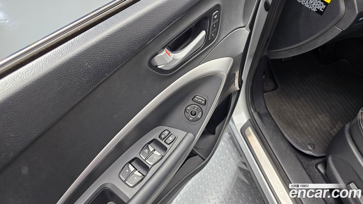 Hyundai Santafe 2015