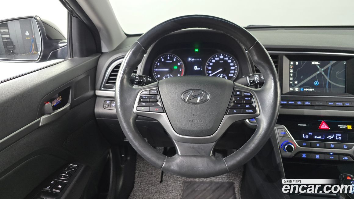 Hyundai AVANTE 2017