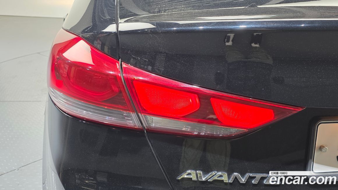 Hyundai AVANTE 2018