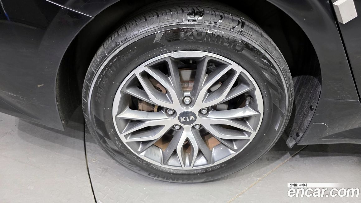 Kia K5 2021