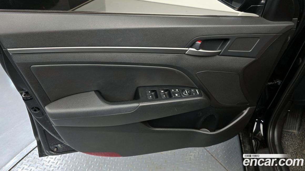 Hyundai AVANTE 2018