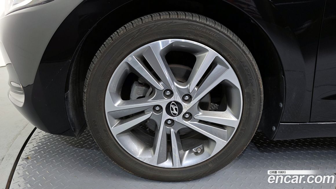 Hyundai AVANTE 2018