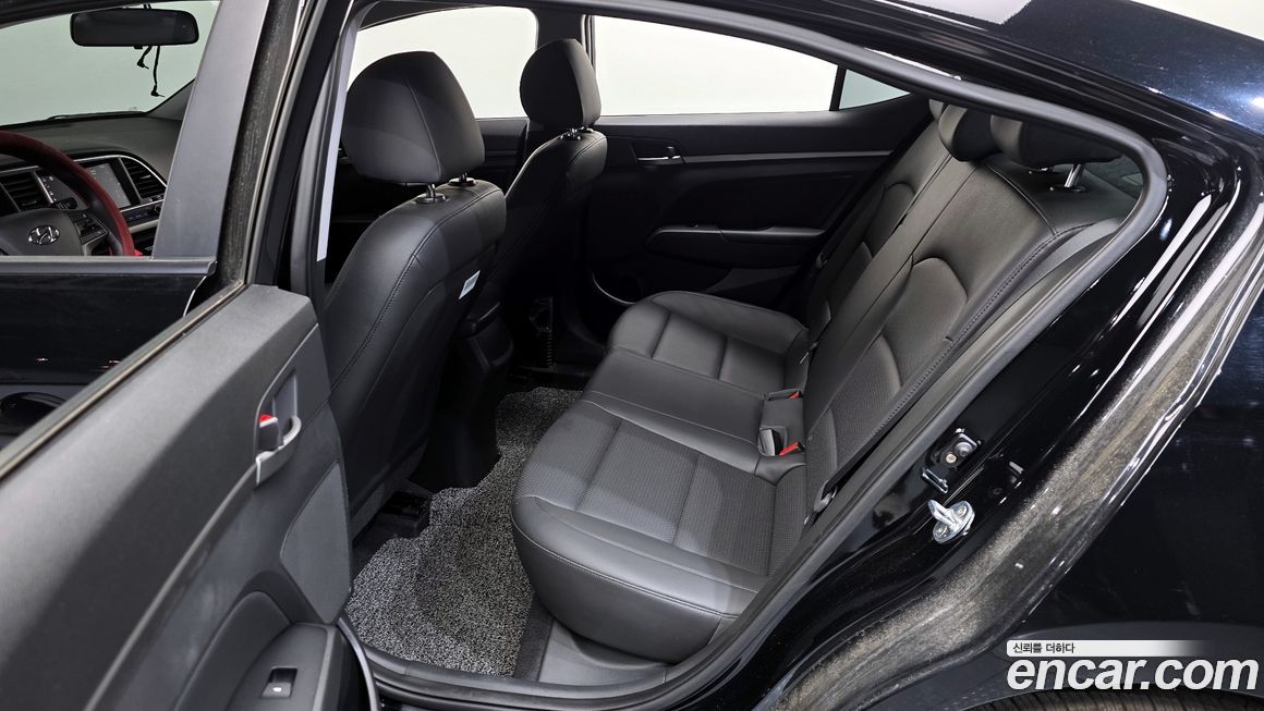 Hyundai AVANTE 2018
