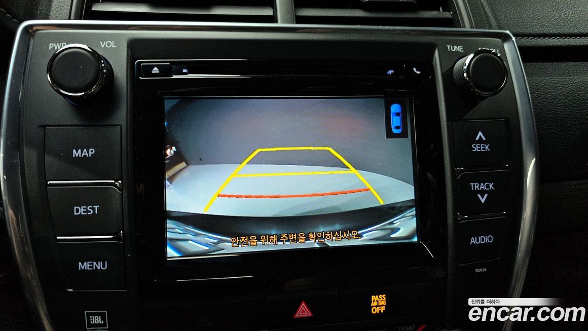 Toyota Camry 2017