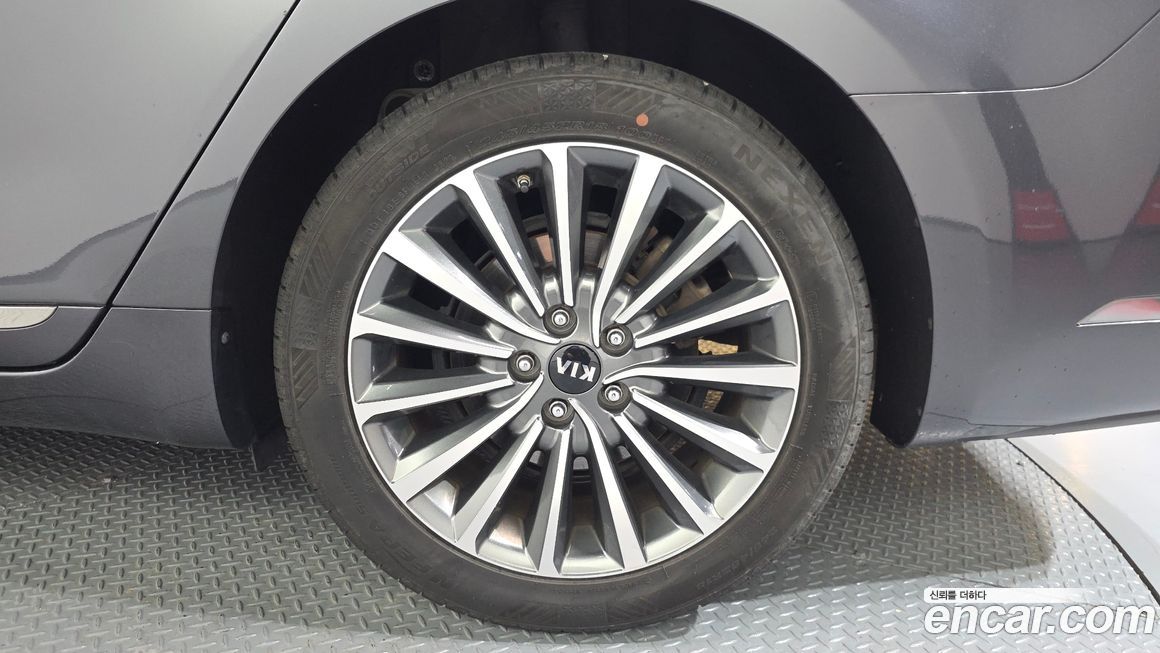 Kia K7 2017