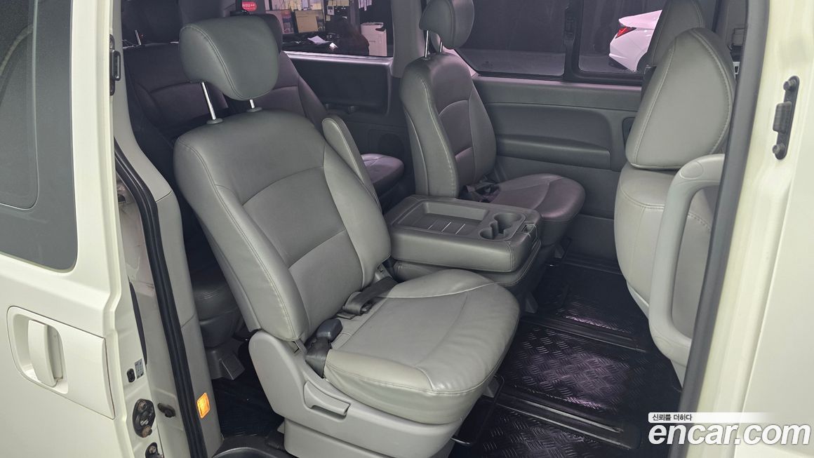 Hyundai Starex 2018