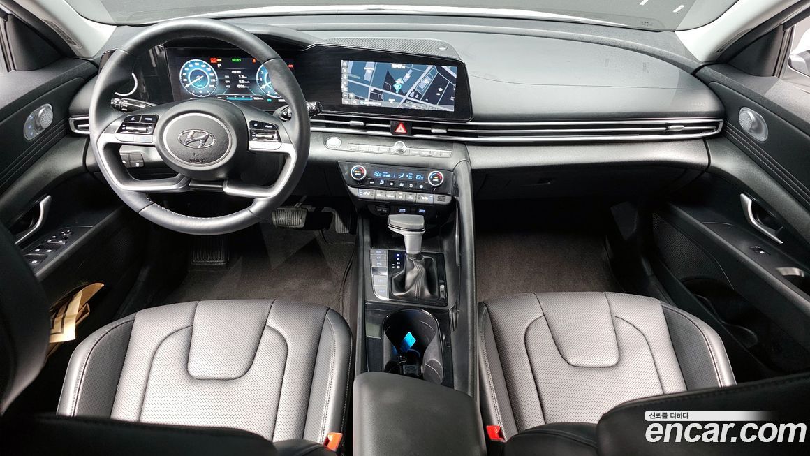 Hyundai AVANTE 2022