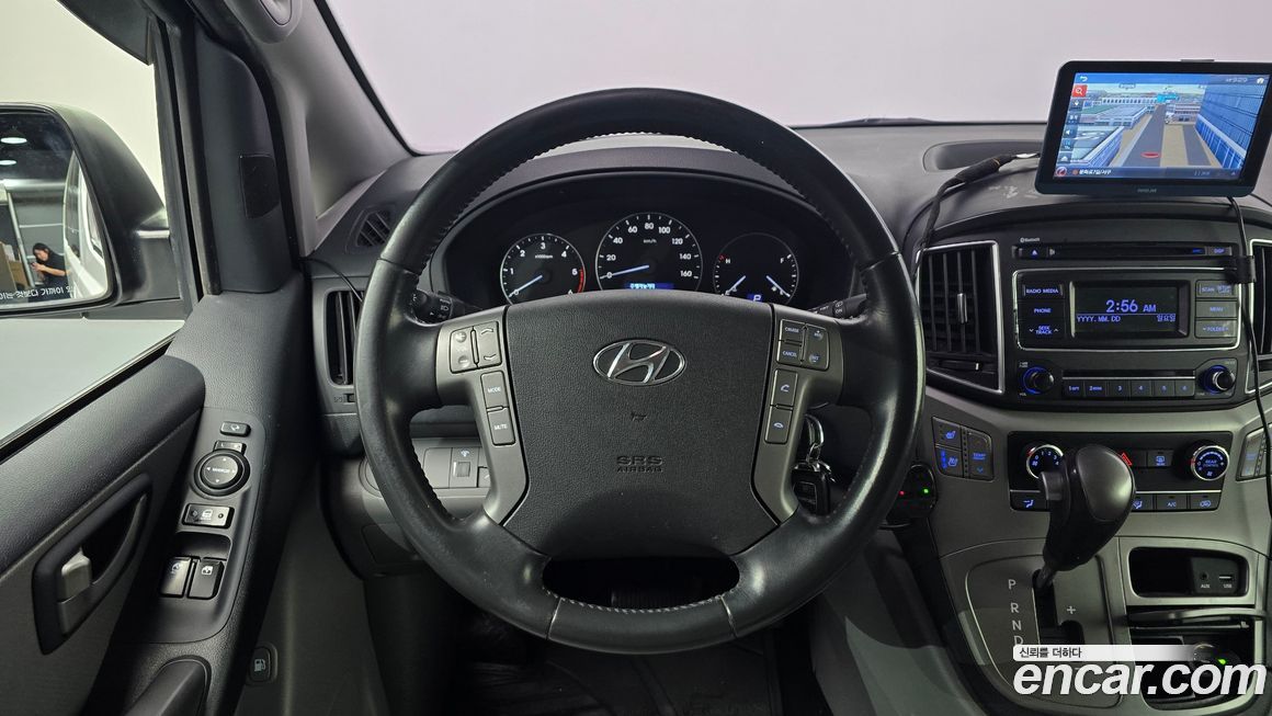 Hyundai Starex 2018