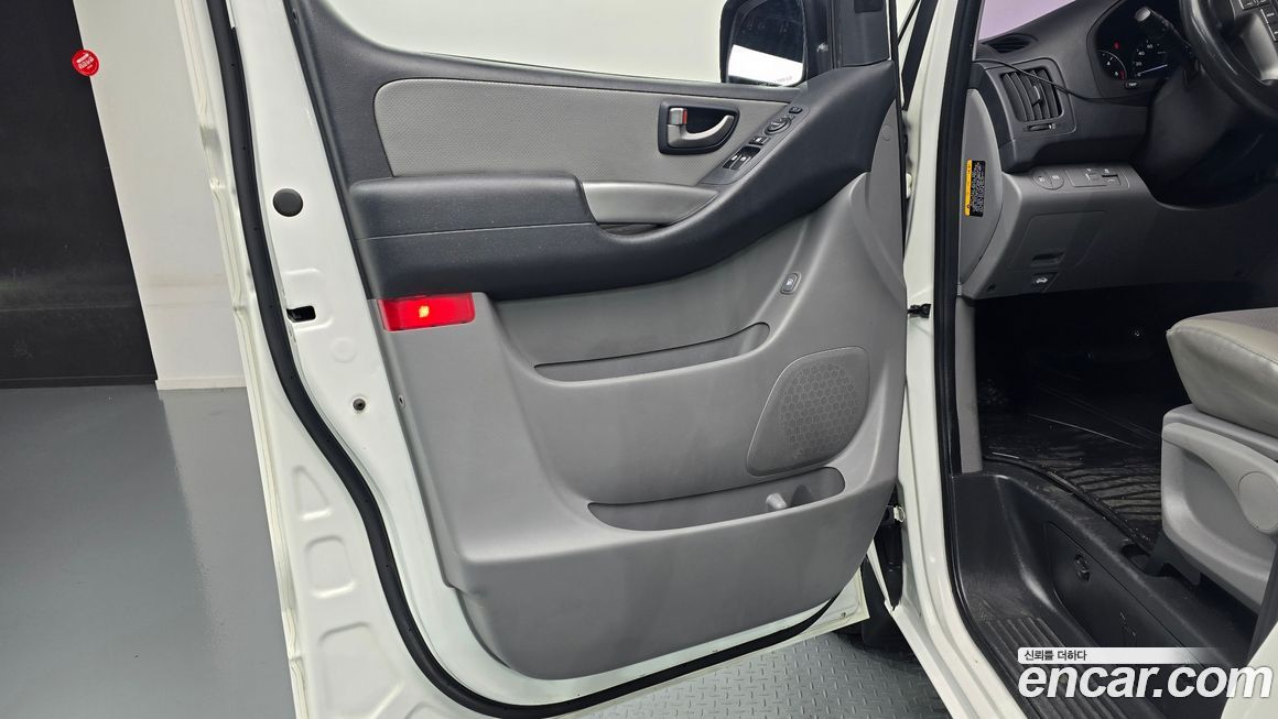 Hyundai Starex 2018